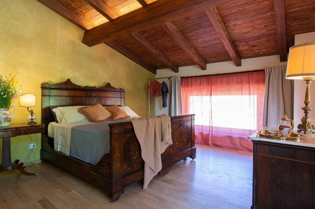 Relais Sant'Ambrogio Villa Бобио Екстериор снимка